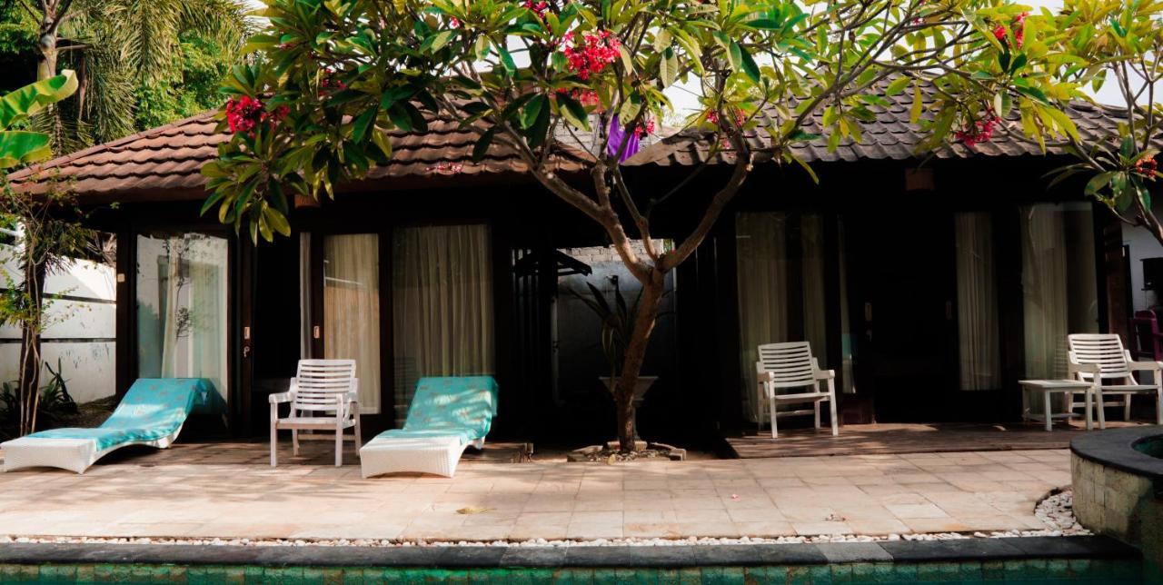 Villa Menorca Gili Trawangan Extérieur photo